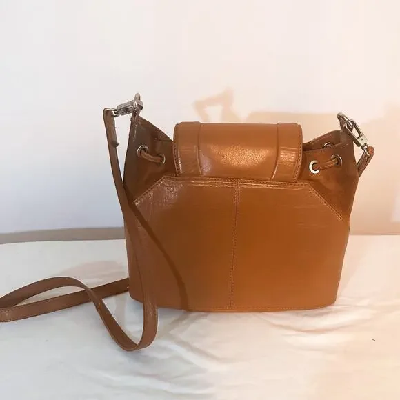 3 FOR $50! 🎁 TOPSHOP Genuine Leather Flapover Bucket Bag Crossbody Tan - Picture 2 of 4